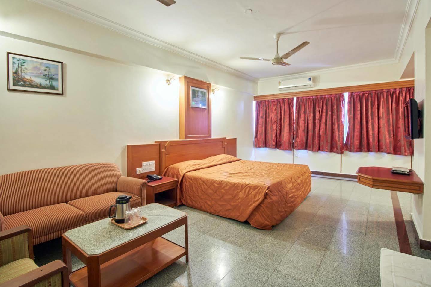 Hotel Chalukya Bangalore Exteriör bild
