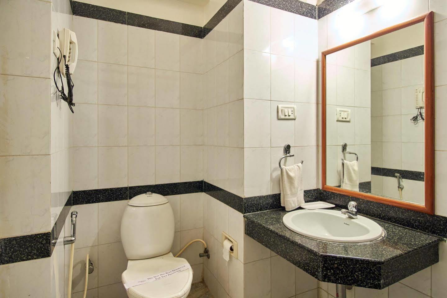 Hotel Chalukya Bangalore Exteriör bild